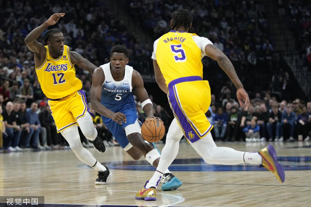 全队共有五 全队共有五