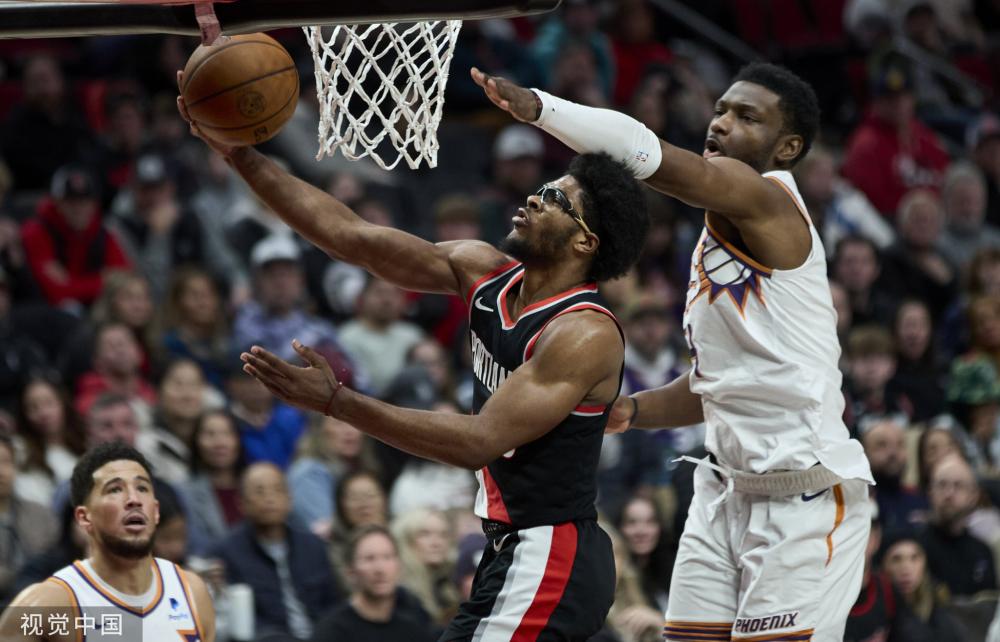 容重组的阵 容重组的阵